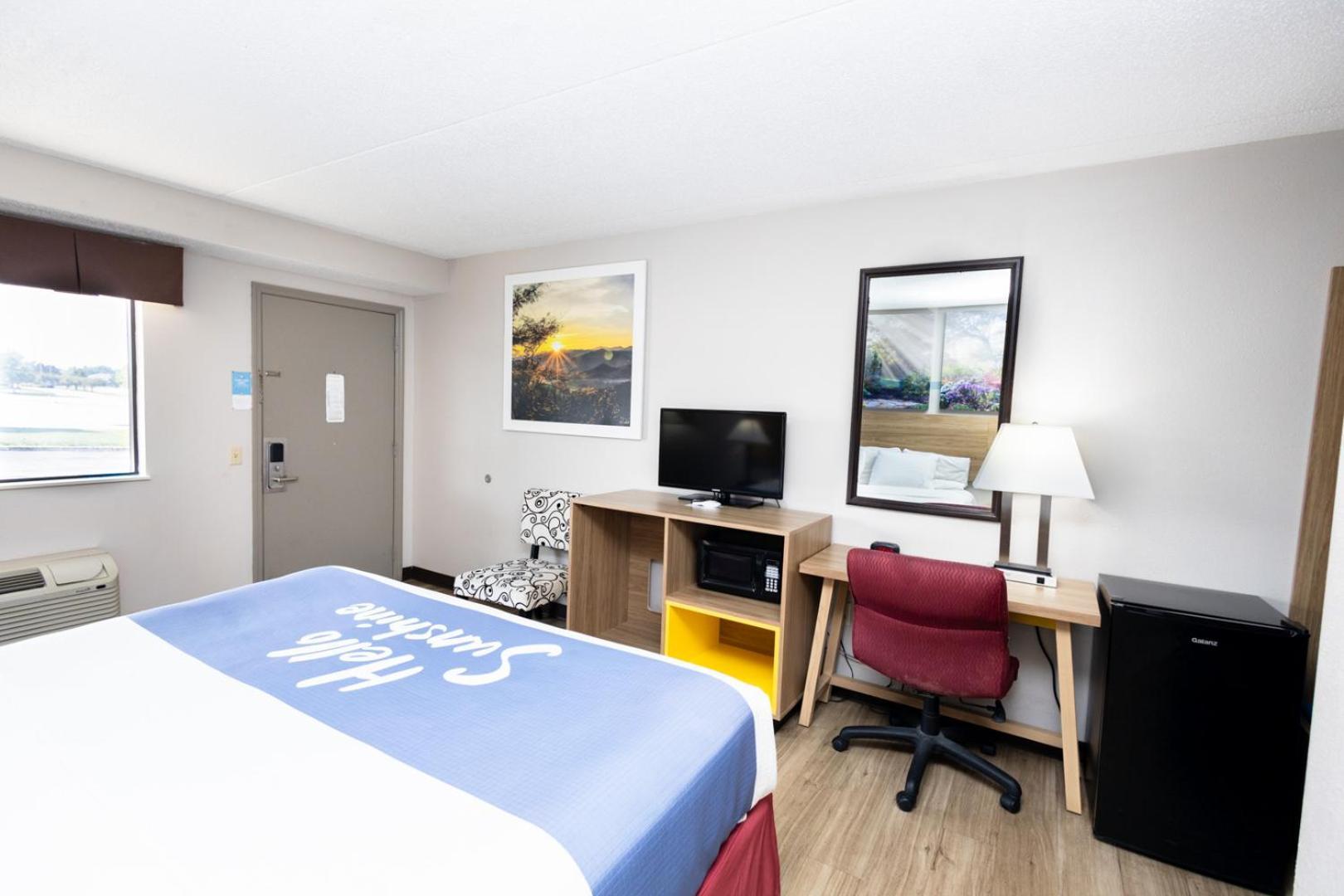Days Inn By Wyndham Dayton Huber Heights Northeast Kültér fotó