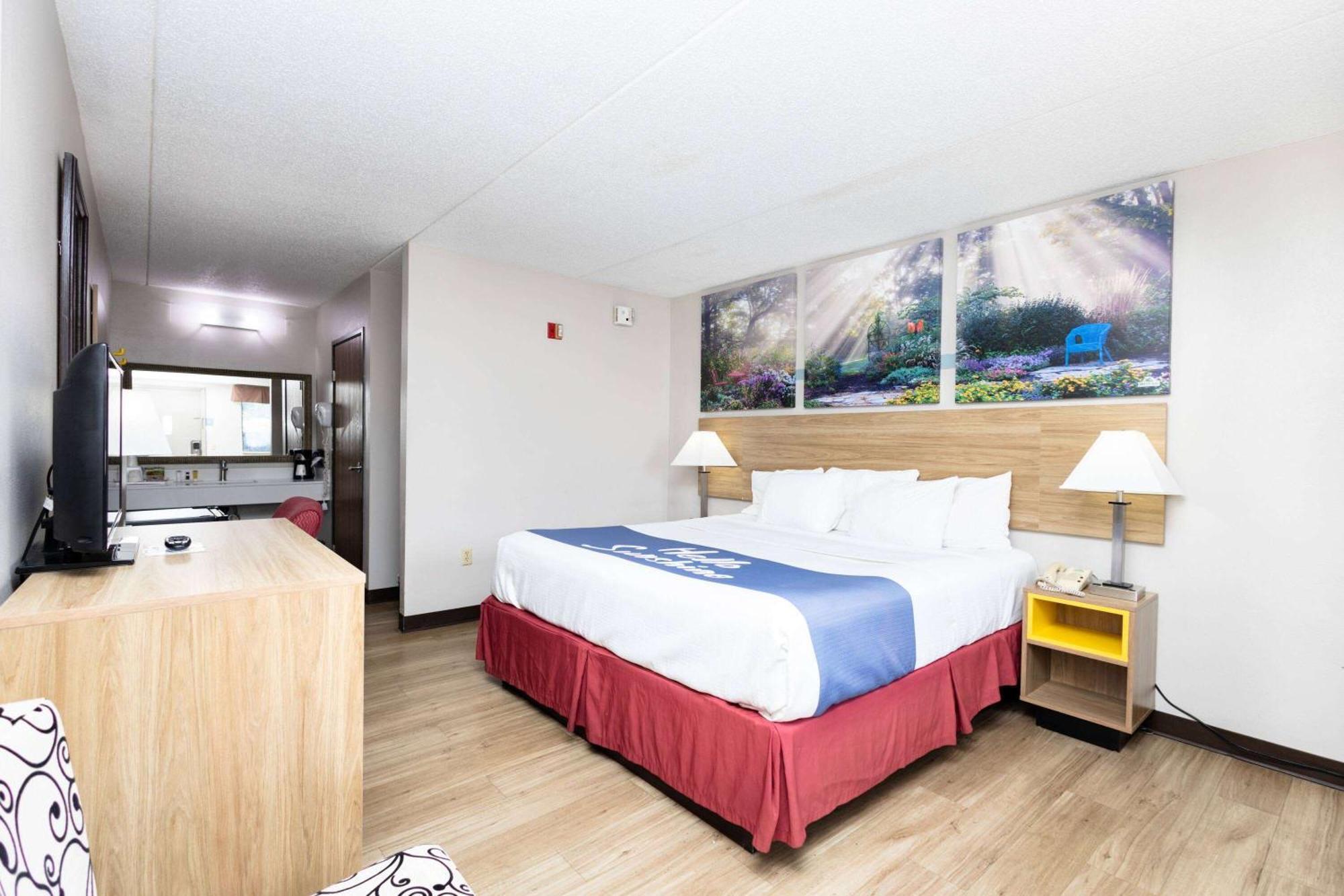 Days Inn By Wyndham Dayton Huber Heights Northeast Kültér fotó