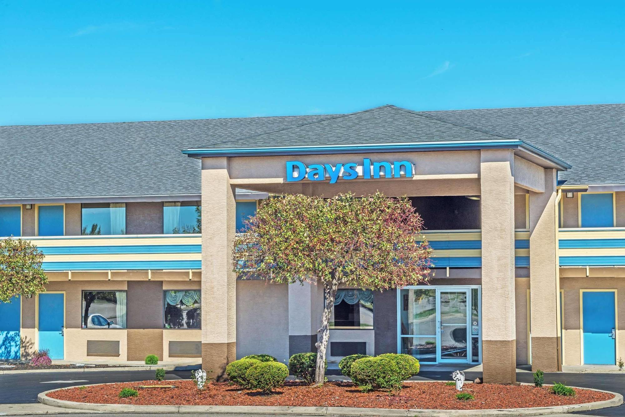Days Inn By Wyndham Dayton Huber Heights Northeast Kültér fotó
